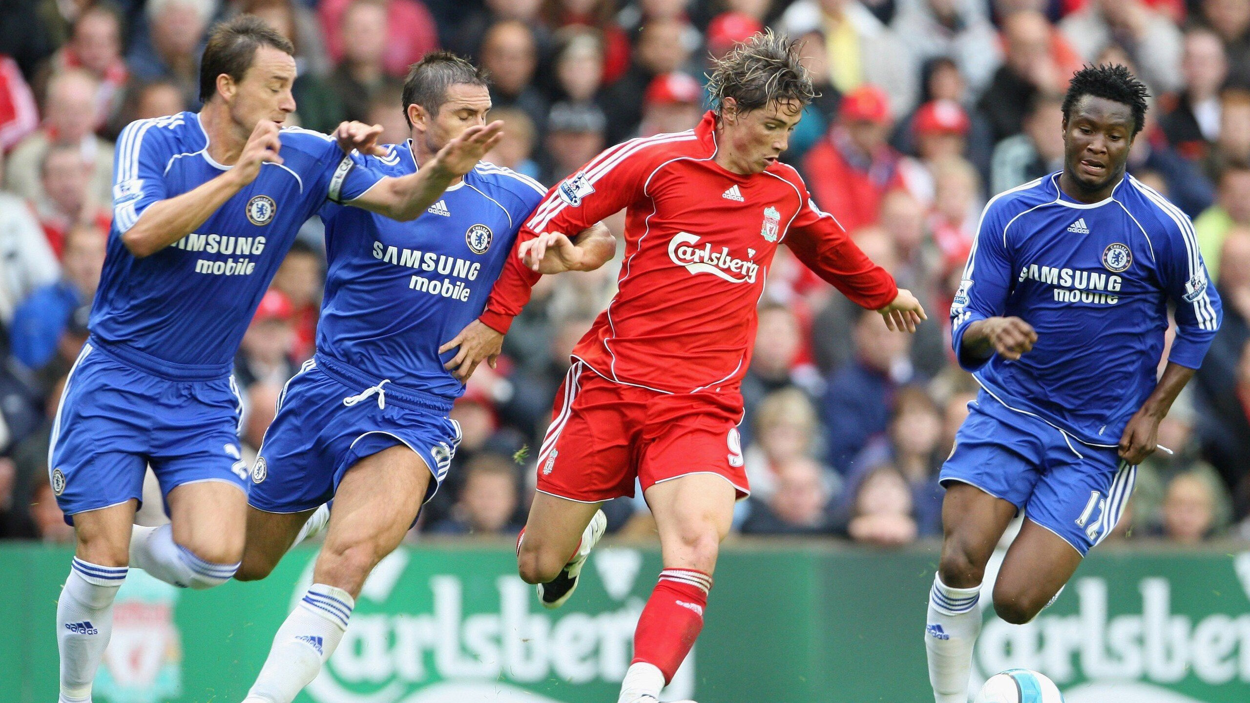 开云下载-南美风暴席卷安联，奥亚尔萨瓦尔导演巴西式胜利，拜仁主场神话告破